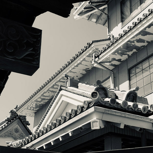 「街をあるけば」